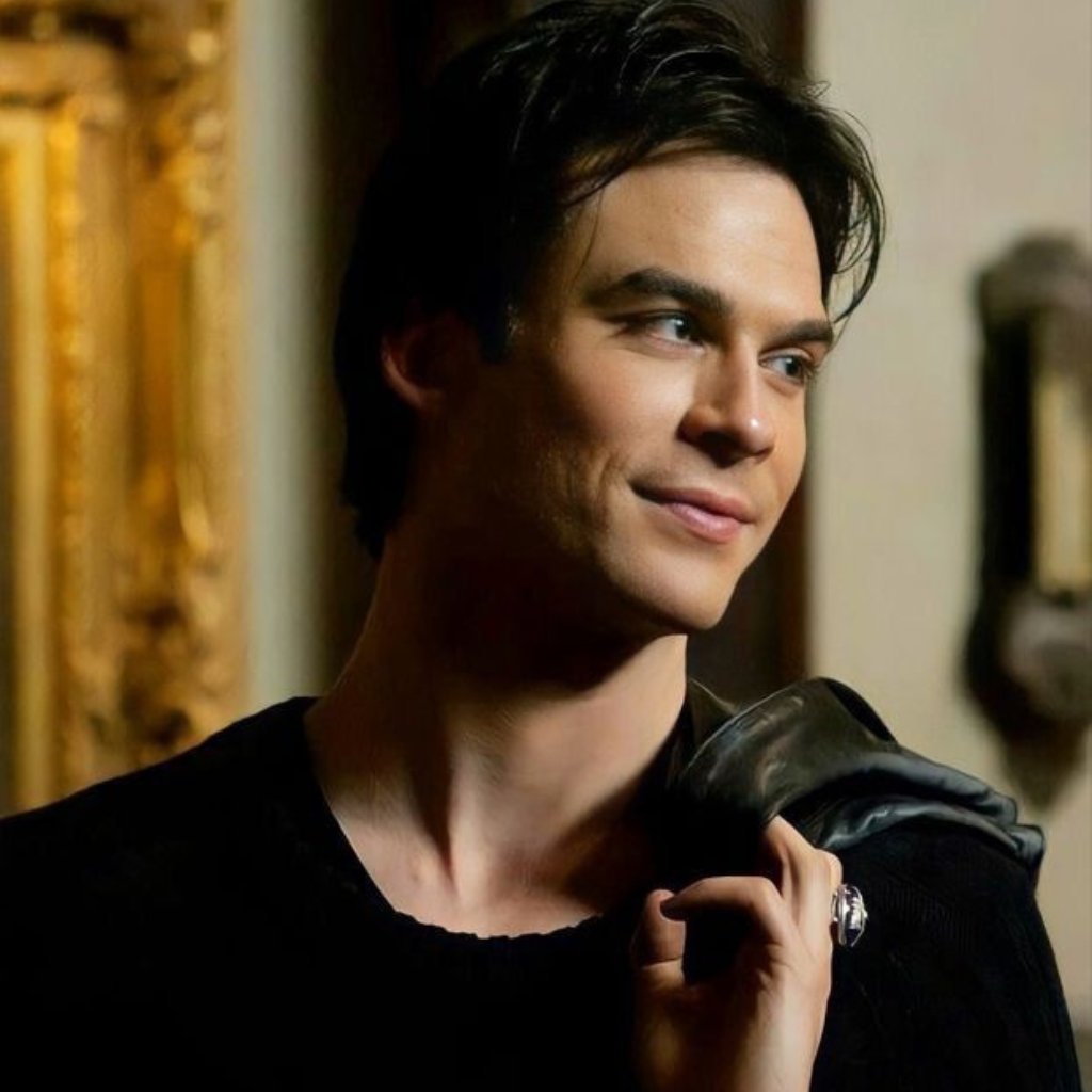Damon Salvatore – Mystic Crest