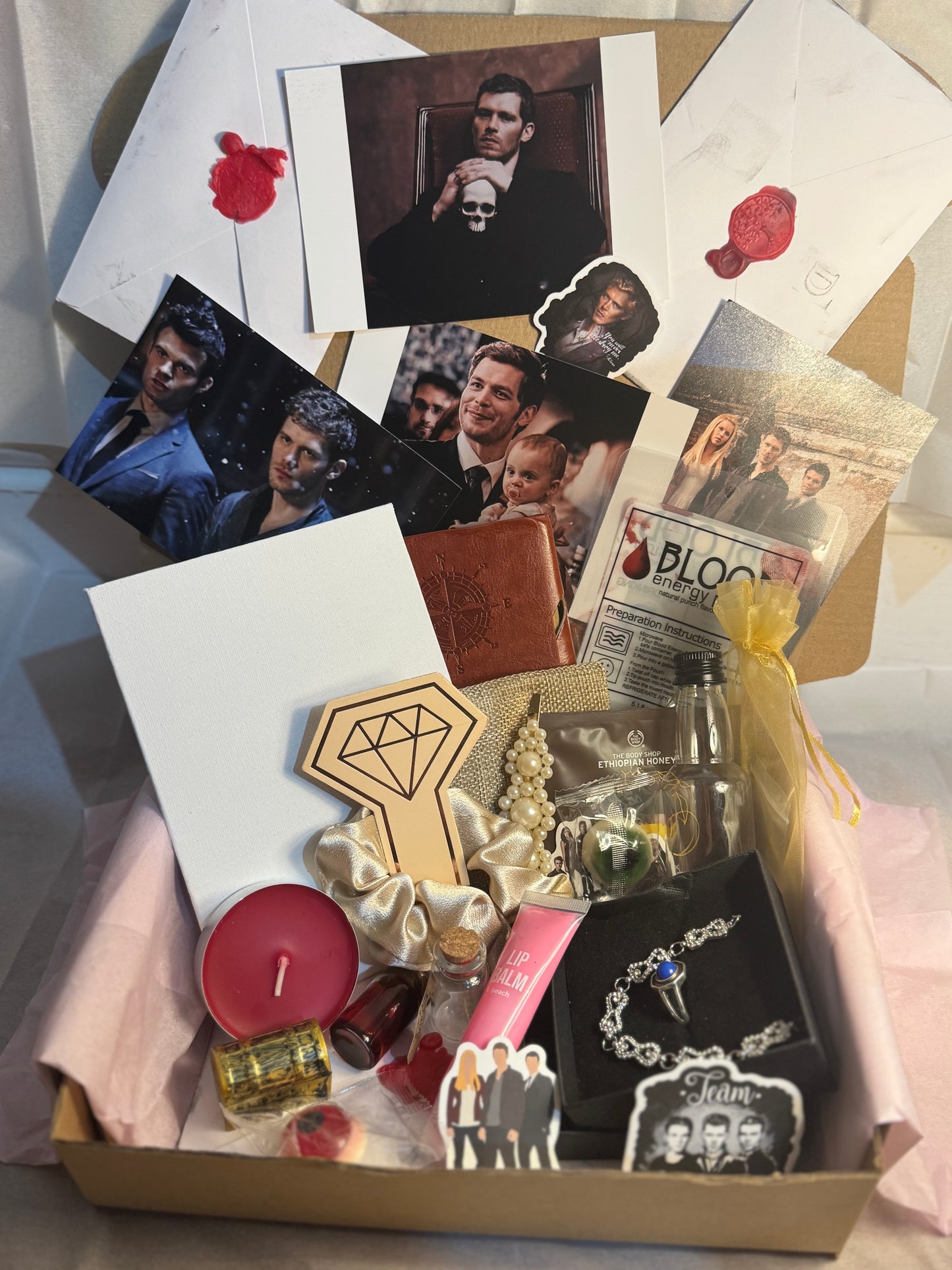 Klaus's Gift Box